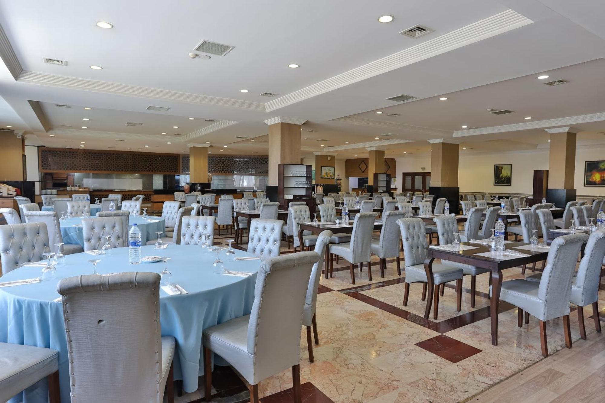 Anadolu Hotels Esenboga Thermal Exterior foto